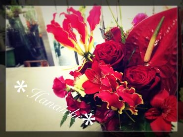 春でも赤・・・｜「花市」　（滋賀県大津市の花キューピット加盟店 花屋）のブログ