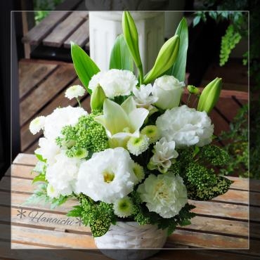 white &amp; green・・・｜「花市」　（滋賀県大津市の花キューピット加盟店 花屋）のブログ