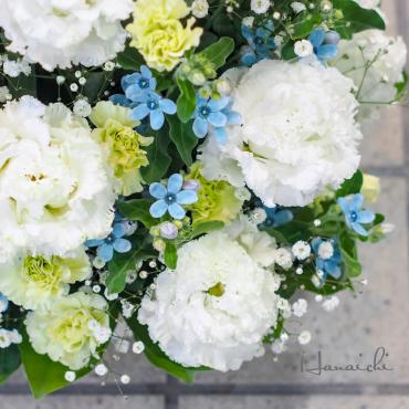 white &amp; paleBlue・・・｜「花市」　（滋賀県大津市の花キューピット加盟店 花屋）のブログ