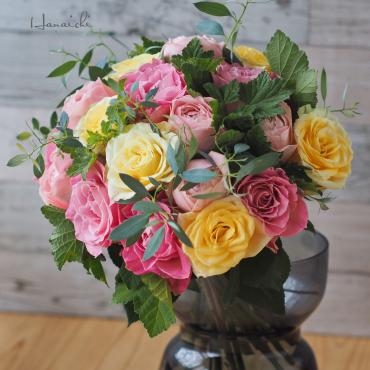 薔薇のブーケ・・・｜「花市」　（滋賀県大津市の花キューピット加盟店 花屋）のブログ
