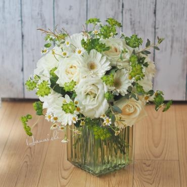 白と緑の・・・｜「花市」　（滋賀県大津市の花キューピット加盟店 花屋）のブログ